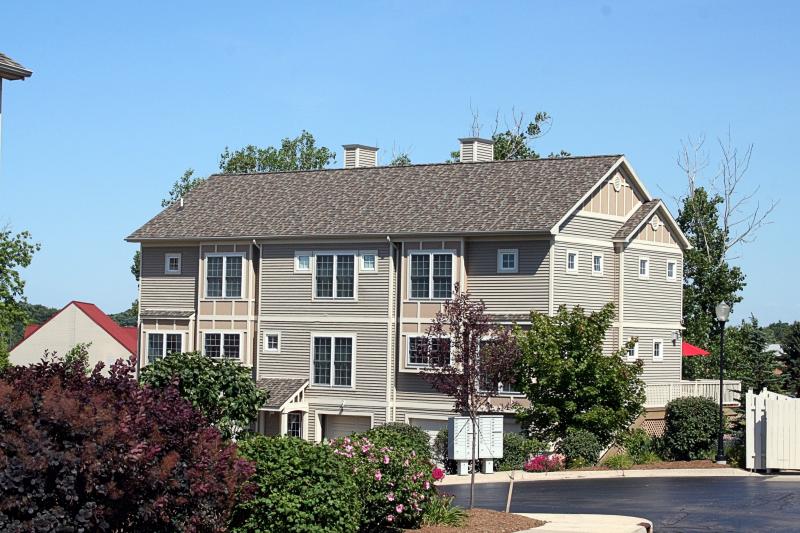 Eagle Ridge Condo - Ann Arbor