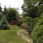 Crestwood Park Condo