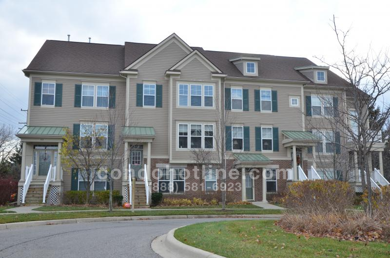 Daisy Square Condo - Plymouth