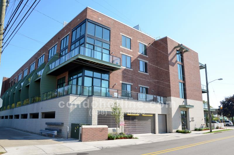 Lofts on 9 Condo - Royal Oak