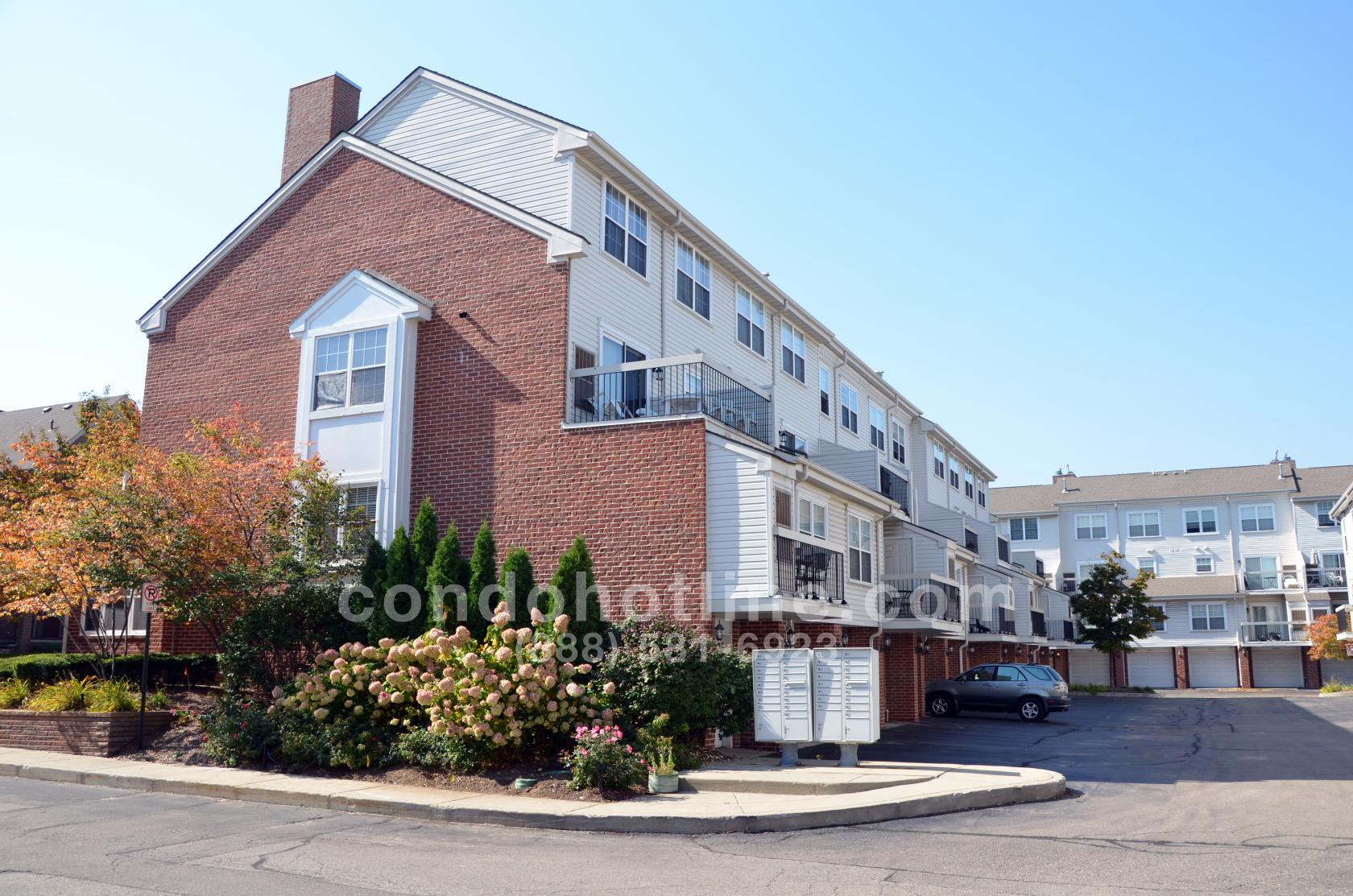 Main Street Square Condo Hotline Condo Hotline